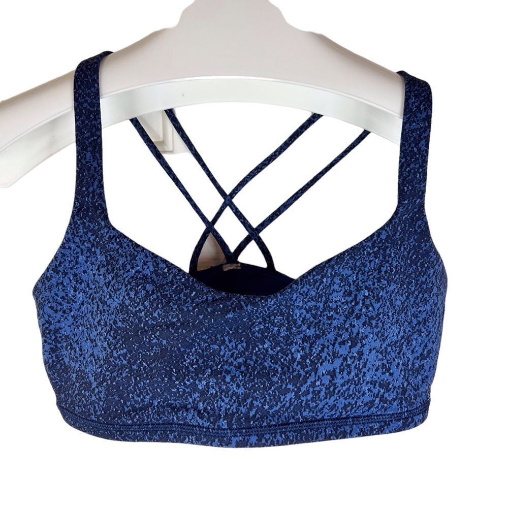 Lululemon Athletica‎ Free to be Wild  Bra Medium Support Bra Size Medium